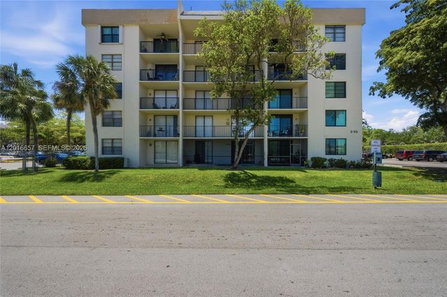 6195 Rock Island Rd 511, Tamarac, FL 33319