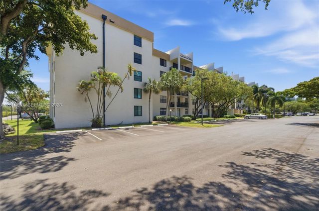 6195 Rock Island Rd 511, Tamarac, FL 33319