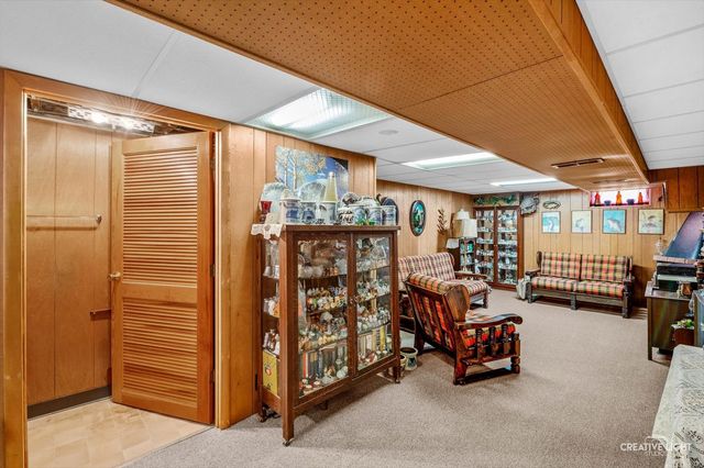 268 S Adams Street, Oswego, IL 60543