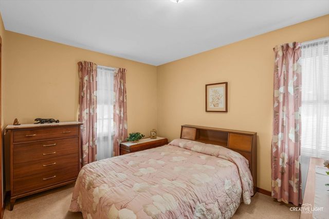 268 S Adams Street, Oswego, IL 60543