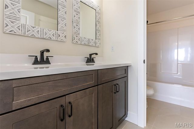 652 Tea Olive Way, O'fallon, IL 62269