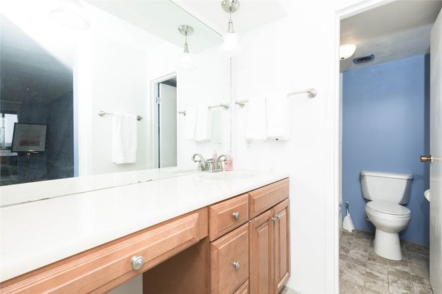 3663 Grand Avenue 808, Des Moines, IA 50312