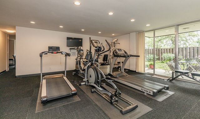 3663 Grand Avenue 808, Des Moines, IA 50312