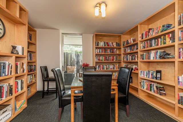 3663 Grand Avenue 808, Des Moines, IA 50312