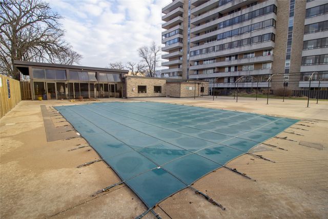 3663 Grand Avenue 808, Des Moines, IA 50312