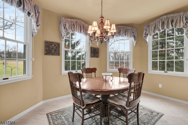 24 Benedict Cres, Bernards Twp., NJ 07920