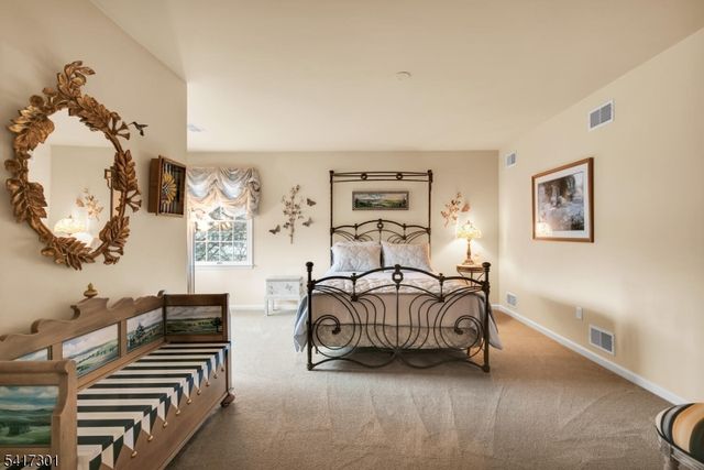 24 Benedict Cres, Bernards Twp., NJ 07920