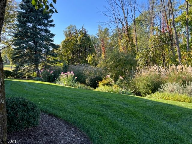 24 Benedict Cres, Bernards Twp., NJ 07920