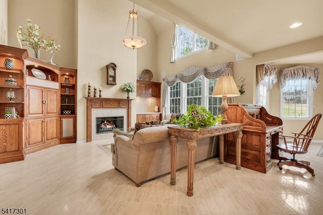 24 Benedict Cres, Bernards Twp., NJ 07920