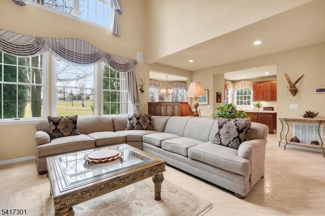 24 Benedict Cres, Bernards Twp., NJ 07920