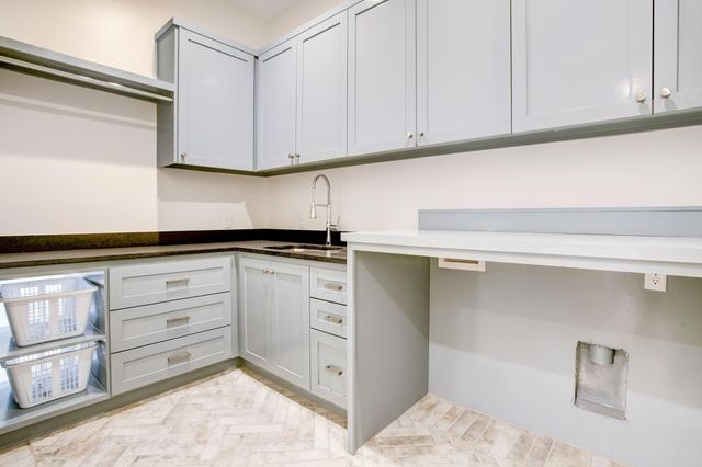 1514 Chantilly Lane, Houston, TX 77018