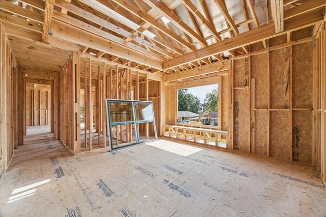 1514 Chantilly Lane, Houston, TX 77018