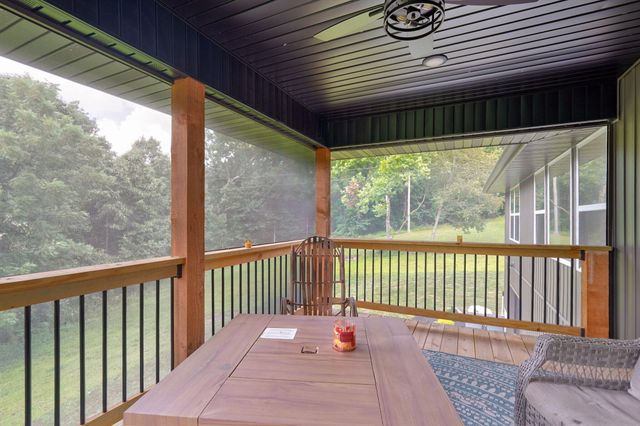 385 Plumtree Drive, Ozark, MO 65721