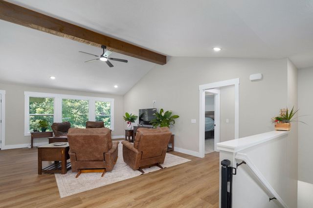 385 Plumtree Drive, Ozark, MO 65721