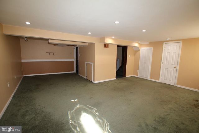 309 SPRUCE, Gloucester City, NJ 08030