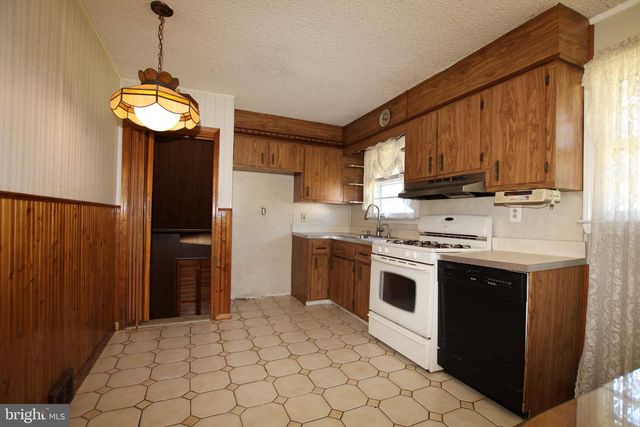 309 SPRUCE, Gloucester City, NJ 08030
