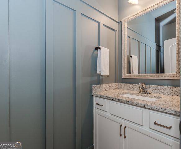 6829 Benjamin Drive, Flowery Branch, GA 30542