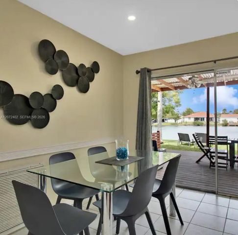 1031 SW 3rd Street 1031, Hallandale Beach, FL 33009