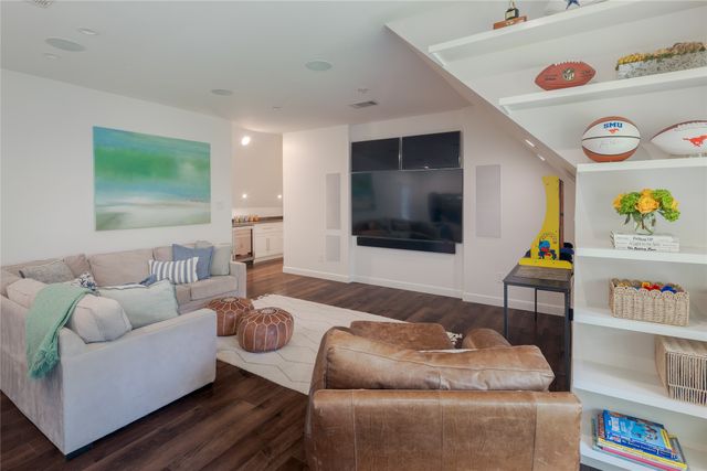 6457 Glendora Avenue, Dallas, TX 75230