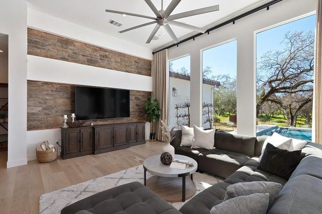 1562 Camino Verdera, Lincoln, CA 95648
