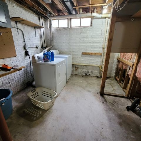 1850 King Avenue, Des Moines, IA 50320