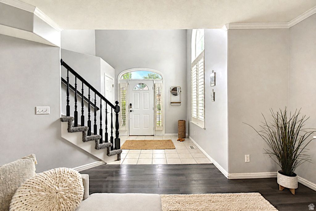 9092 S ENCHANTED OAK LN, Sandy, UT 84094 — photo 2