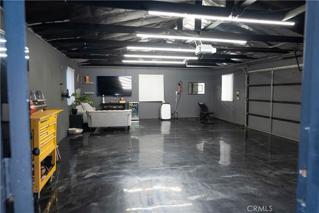7235 Yarmouth, Reseda, CA 91335