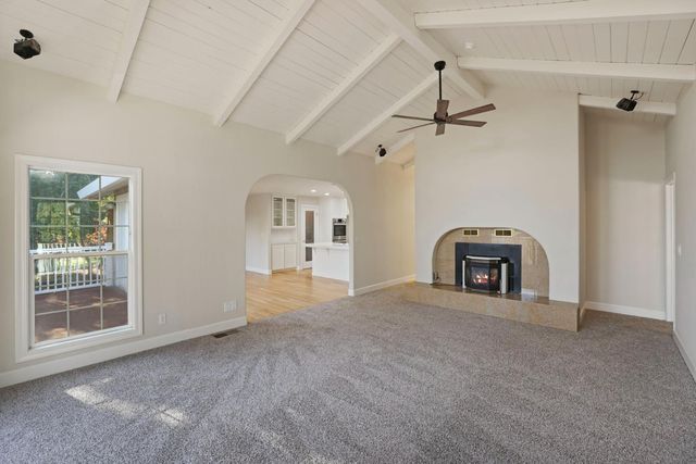 10009 Country Oak Ct, Oakdale, CA 95361