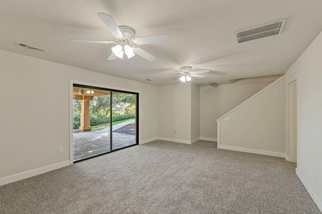 10009 Country Oak Ct, Oakdale, CA 95361
