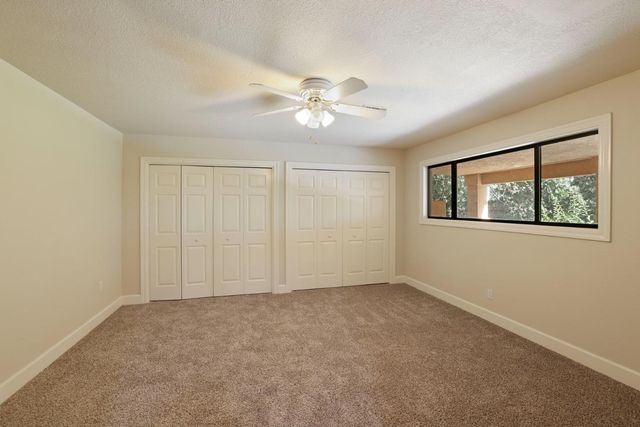 10009 Country Oak Ct, Oakdale, CA 95361