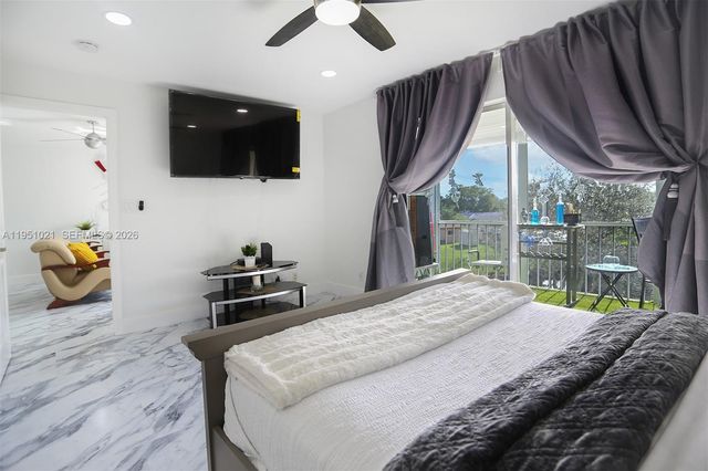 6570 Royal Palm Blvd 301J, Margate, FL 33063