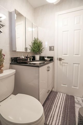 6570 Royal Palm Blvd 301J, Margate, FL 33063