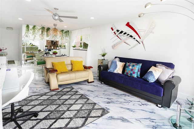 6570 Royal Palm Blvd 301J, Margate, FL 33063