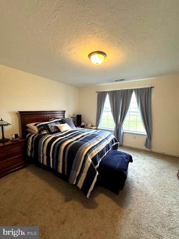 3755 CASTLE DR, Dover, PA 17315