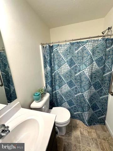 3755 CASTLE DR, Dover, PA 17315