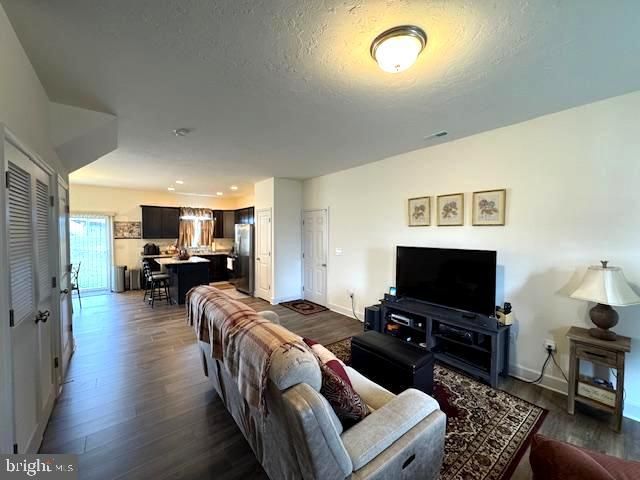 3755 CASTLE DR, Dover, PA 17315