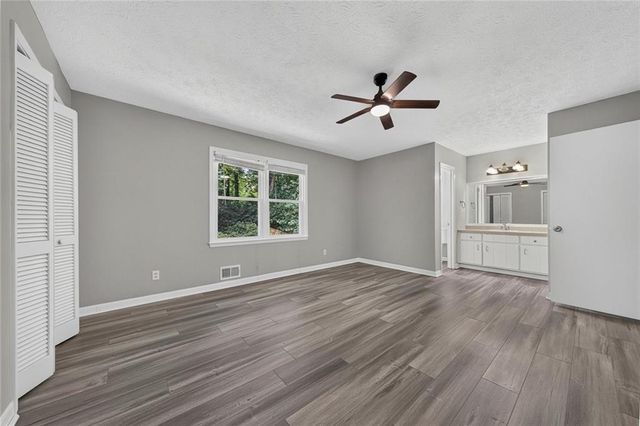 917 Andover Court, Woodstock, GA 30188