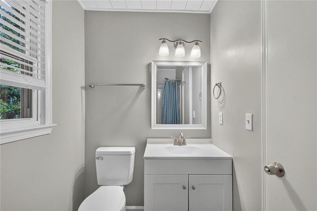 917 Andover Court, Woodstock, GA 30188