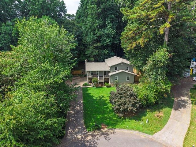 917 Andover Court, Woodstock, GA 30188