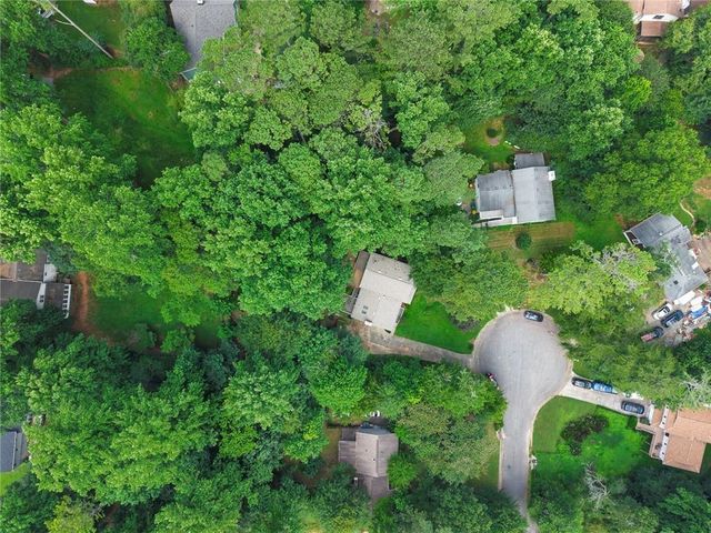 917 Andover Court, Woodstock, GA 30188