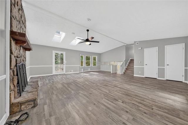 917 Andover Court, Woodstock, GA 30188