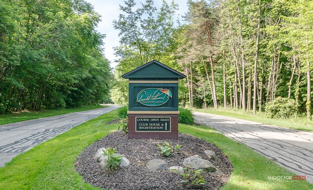 3365 Palmer Drive 59, Saugatuck Twp, MI 49453