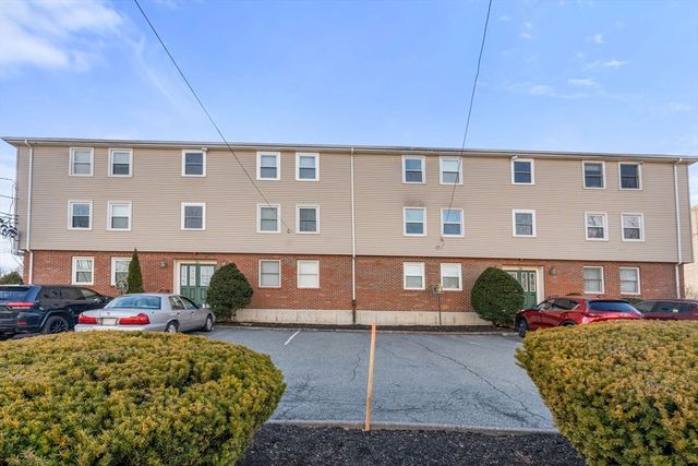 25 Rockland St 5, Boston, MA 02132