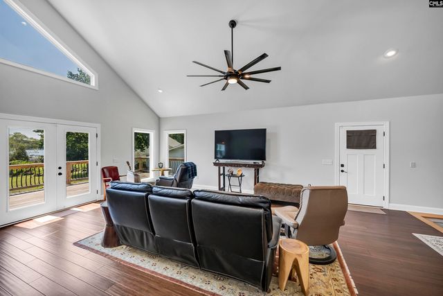 205 Lakewood Drive, Chapin, SC 29036