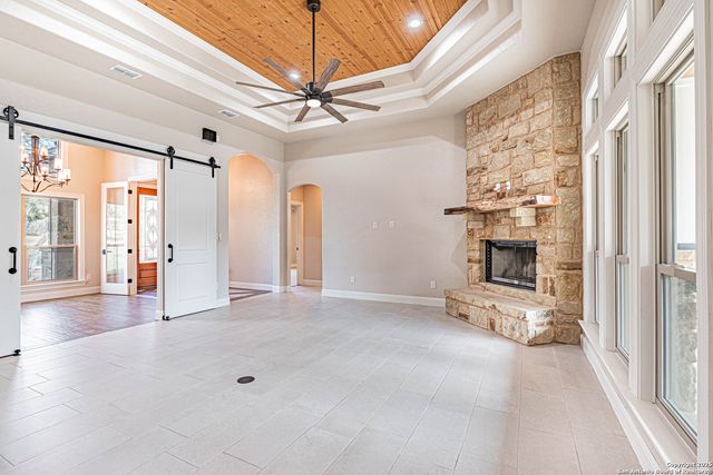 140 Wood Valley, Adkins, TX 78101