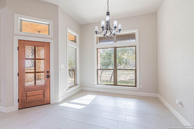 140 Wood Valley, Adkins, TX 78101