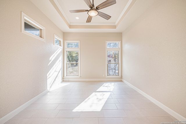 140 Wood Valley, Adkins, TX 78101