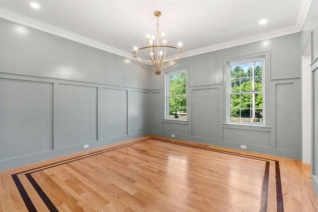 89 Central St, North Reading, MA 01864
