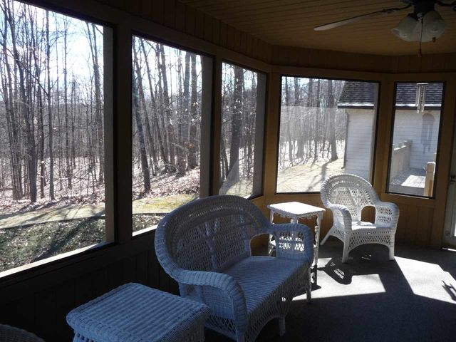 6285 S Westwood Parkway, Suttons Bay, MI 49682