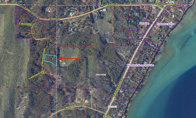 6285 S Westwood Parkway, Suttons Bay, MI 49682